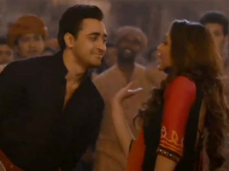 Chingum Chabake: Latest Song From Gori Tere Pyaar Mein