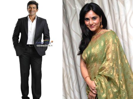 Puneet Rajkumar-Ramya Honoured With State Awards