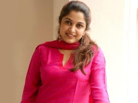 Ramya Krishnan Returns Back To Mollywood!