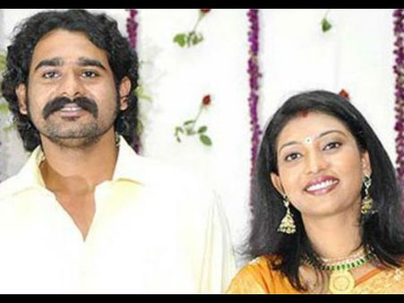 Siddharth Bharathan To Get Divorce Today!