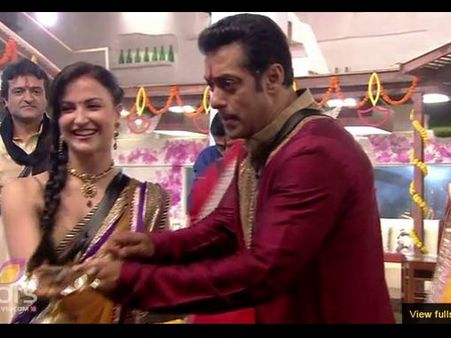 Bigg Boss 7: See Diwali Ka Wow With Salman Khan, Ranveer Singh And Sania Mirza In House!