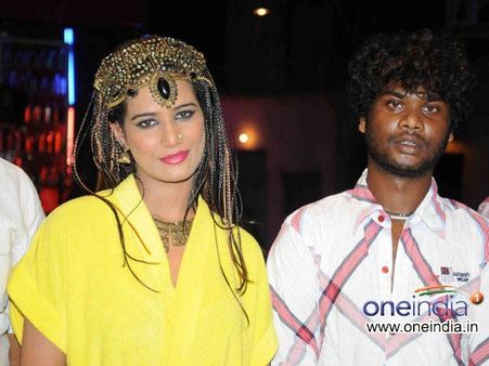 Poonam Pandey To Meet Rajesh's Family