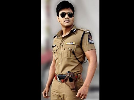 Manchu Manoj Unveils First Look In Pandavulu Pandavulu Tummeda