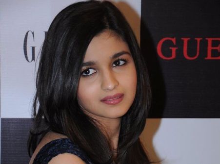 Guess Who Will Alia Bhatt Romance In Humpty Sharma Ki Dulhania!