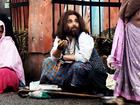 Vidya Balan Caught Begging