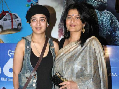 My Daughter Akshara Must Find Her Own Way: Sarika