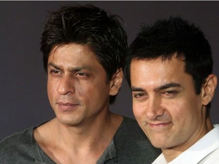 Shahrukh Khan Praises Aamir Khan's Look In Dhoom 3