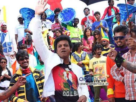 Shivaraj Kumar's Bhajarangi (3 Days) First Weekend Collection At Box Office