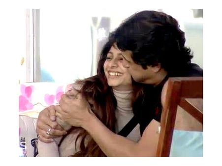 Bigg Boss 7's Armaan-Tanisha Separated, Thanks To Gauhar-Kushal; Tanisha In Finale Without Armaan?