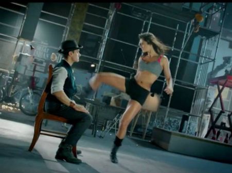 Aamir's Dhoom 3 First Weekend Collection At Overseas Box Office
