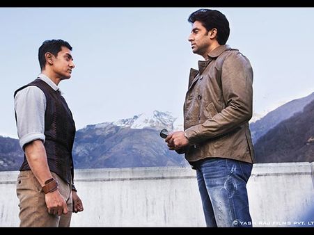 Aamir Beats Shahrukh In Box Office Race - Dhoom 3 Makes It To The 100-crore Club