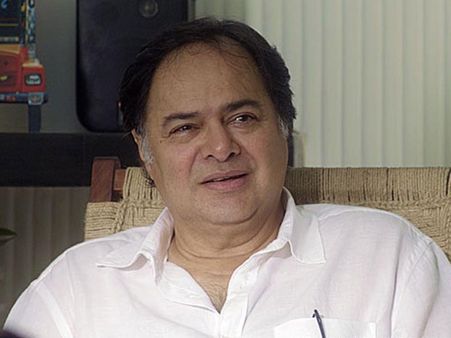 Farooque Sheikh: B-Town Remembers The Gentle Soul