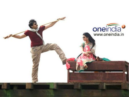 101 Kg Cake For Attarintiki Daredi 100 Days Celebration