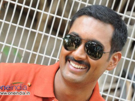 Telugu Actor Uday Kiran Commits Suicide In Depression