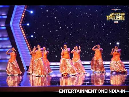 India's Got Talent 5: Performances Like Never Before; Malaika-Madhuri Stunned!