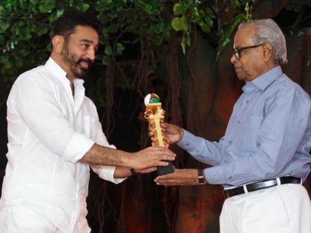 Kamal Hassan Signs K Balachander For Uthama Villain