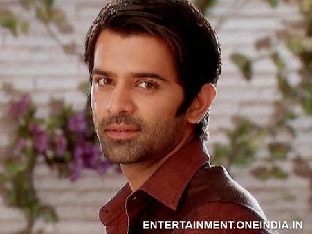 Iss Pyaar Ko Kya Naam Doon's Barun Sobti Back With His Film Main Aur Mr Right?
