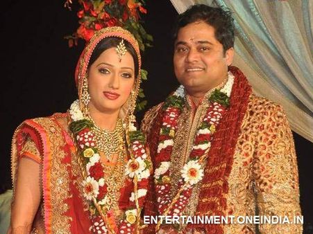 PHOTOS: Hot Actress Brinda Parekh Marries Ajay