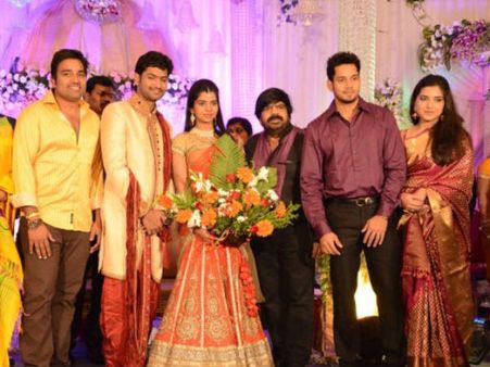 Simbu-Bharath Turn Friends At Ilakkiya's (Elakkiya) Wedding Reception
