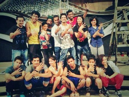 Dance India Dance 4 Finalists Biki, Manan, Shyam, Sumedh Ready To Rock The Stage!