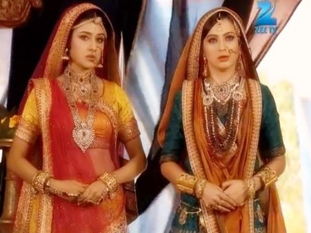 Jodha Akbar: 26th February, Rukhaiya Fumes Over The Misundertanding...