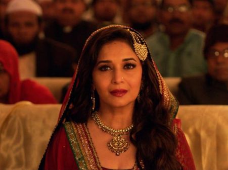 Airport Official Miffs With Madhuri Dixit At Bhopal Airport