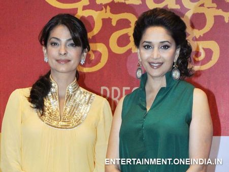 Gulaab Gang Ladies Madhuri-Juhi Promote Fashion Event In Goa!