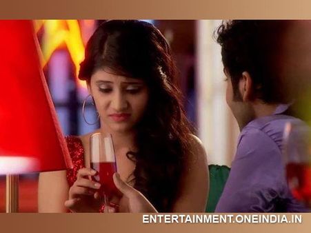 Beintehaa: 10th March, Ayat Caught In Raid, Zain To Save Her!