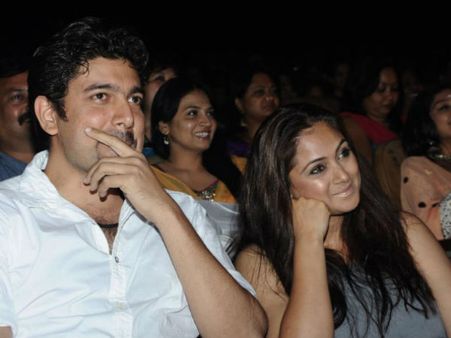 Photos: Simran With Husband At Soulmates Awards