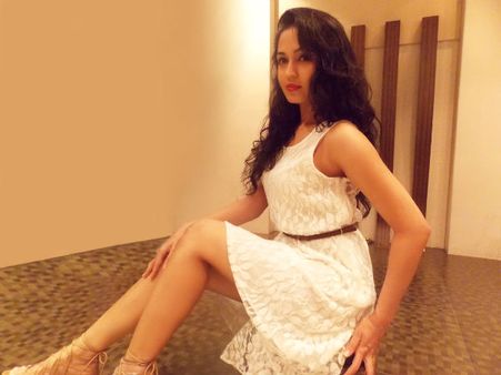 Actress Gazala Returns; See Her Latest Pics