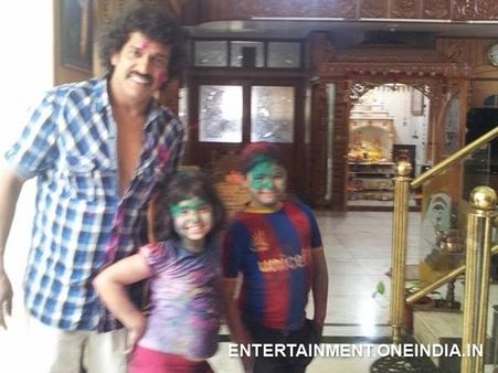Photos: Upendra's Holi Celebration With Family