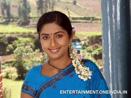 Navya Nair Is Happy To Play Mother In Drishyam Remake