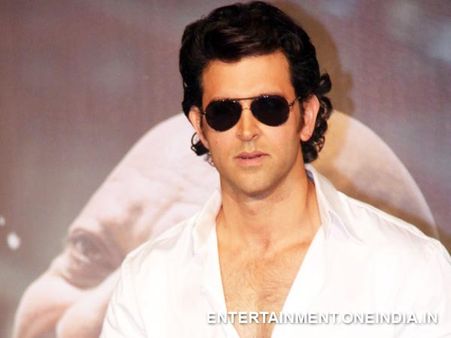 Hrithik Likely To Grace Daddy's Next Before Krrish 4!
