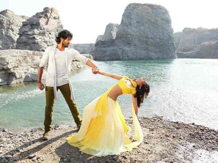 Mohan Babu-RGV's Rowdy Release Postponed