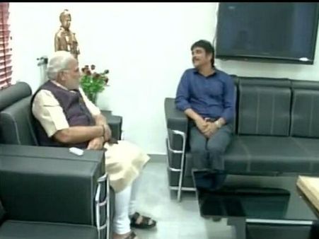 Nagarjuna Meets Narendra Modi To Seek LS Ticket For Amala