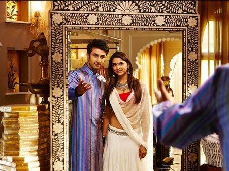 OMG: Deepika Goes To A Remote Island With Ranbir; Ranveer Jealous?