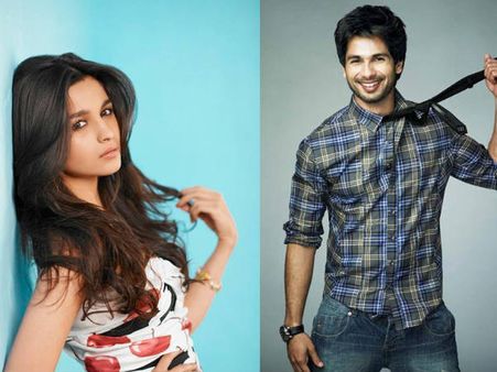 Director Vikas Bahl Shocks Alia Bhatt!