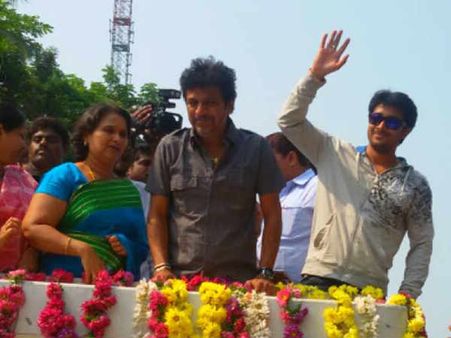 Photos: Shivaraj Kumar, Prem Campaigning For Geetha Shivaraj Kumar In Shimoga