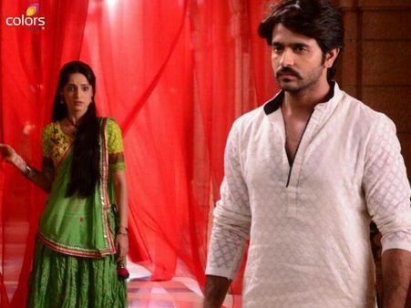 Rangrasiya: 4th April; Rudra Calls Parvati Shameless And Cheap