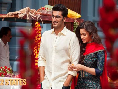 Arjun-Alia Miss Each Other In 2 States Latest Track 'Chaandaniya'