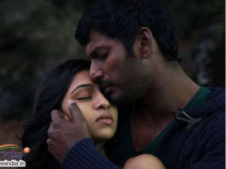 Naan Sigappu Manithan Preview