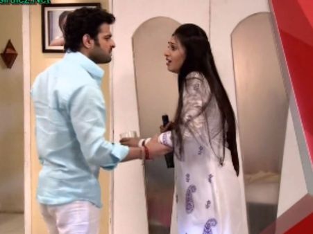 Yeh Hai Mohabbatein: 10th April; Raman Insults Ishita Upsetting Her