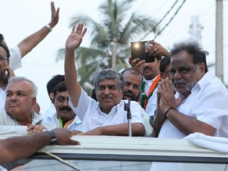 Photos: Ambareesh Campaigns For Ramya, Nandan Nilekani