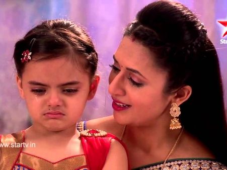 Yeh Hai Mohabbatein: 15th April; Curfew Cause Raman Worry About Ishita's Safety