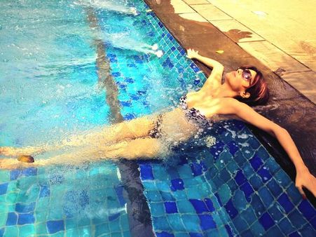Photos: Sherlyn Chopra Gets Into Swimming Pool In Chennai