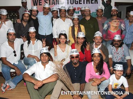 See Pics: Bollywood Celebs Stand For AAP With Brooms In Hand