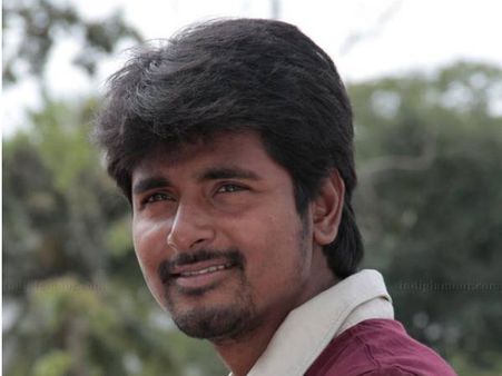 Varutha Padadha Valibar Sangam Bags Nagi Reddy Award