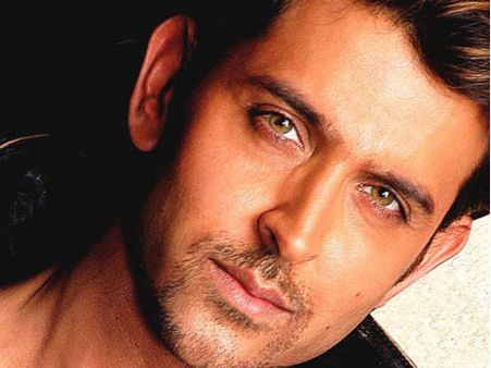 Does Hrithik Roshan Travel In Three Cars?