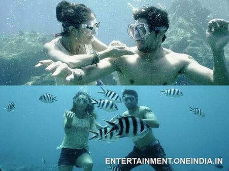 Watch Sidharth, Shraddha Galliyan Video