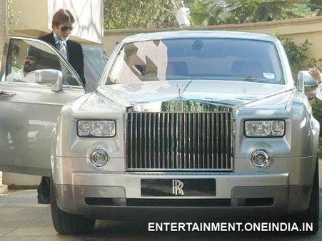 Bollywood Celebrities Who Gave Really Expensive Gifts!